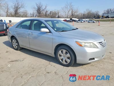 Czwarte zdjęcie samochodu z boku: 2007 TOYOTA CAMRY LE VIN:4T1BE46K87U188842 - miniatura