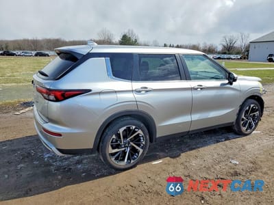 Trzecie zdjęcie samochodu z tyłu: 2022 MITSUBISHI OUTLANDER SE VIN:JA4J4UA82NZ042509 - miniatura
