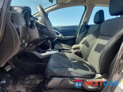 Zdjęcie 7 z 12 samochodu: 2019 HONDA FIT LX VIN:3HGGK5H47KM743754 - miniatura