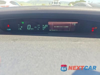 Zdjęcie 9 z 12 samochodu: 2010 TOYOTA PRIUS III VIN:JTDKN3DU2A0088723 - miniatura