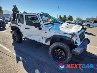 Czwarte zdjęcie samochodu z boku: 2017 JEEP WRANGLER UNLIMITED SPORT VIN:1C4BJWDG1HL664320 - miniatura