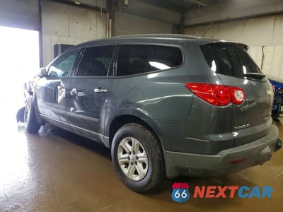 Drugie zdjęcie samochodu z przodu: 2009 CHEVROLET TRAVERSE LS VIN:1GNER13DX9S135351 - miniatura