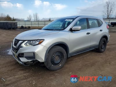 2017 NISSAN ROGUE S KNMAT2MV8HP520995 - główne zdjęcie licytacji z USA - miniatura