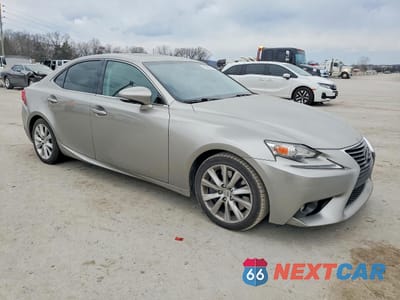 Czwarte zdjęcie samochodu z boku: 2016 LEXUS IS 200T BASE VIN:JTHBA1D26G5018876 - miniatura