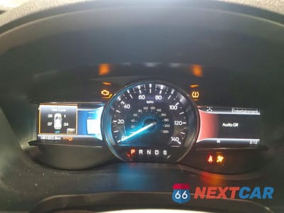 Zdjęcie 9 z 11 samochodu: 2018 FORD EXPLORER XLT VIN:1FM5K8D83JGA50250 - miniatura