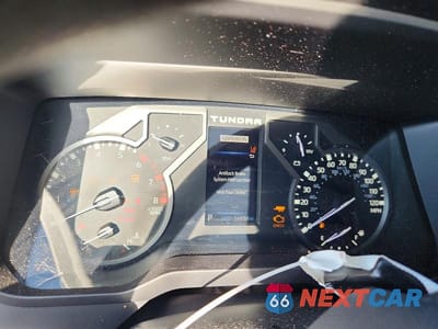 Zdjęcie 9 z 12 samochodu: 2024 TOYOTA TUNDRA SR5 VIN:5TFLA5AA8RX033850 - miniatura