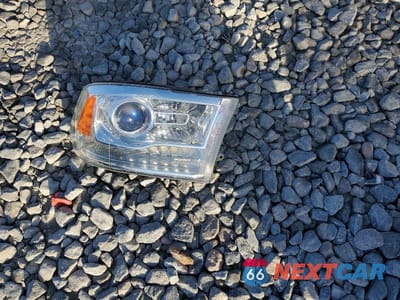 Zdjęcie 12 z 12 samochodu: 2016 RAM 2500 LONGHORN VIN:3C6UR5GL4GG222476 - miniatura