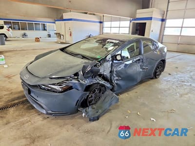 2023 TOYOTA PRIUS LE JTDACAAU4P3004774 - główne zdjęcie licytacji z USA - miniatura