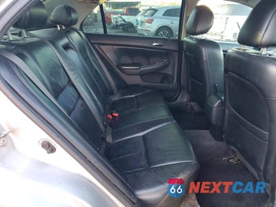 Zdjęcie 10 z 12 samochodu: 2007 HONDA ACCORD EX VIN:1HGCM56887A077992 - miniatura