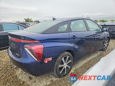 Trzecie zdjęcie samochodu z tyłu: 2017 TOYOTA MIRAI BASE VIN:JTDBVRBD5HA001326 - miniatura