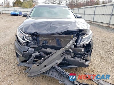 Piąte zdjęcie samochodu w środku: 2020 KIA OPTIMA LX VIN:5XXGT4L37LG412003 - miniatura