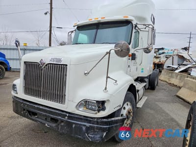 Drugie zdjęcie samochodu z przodu: 2006 INTERNATIONAL 9400I SEMI TRUCK VIN:2HSCNAPR46C339538 - miniatura