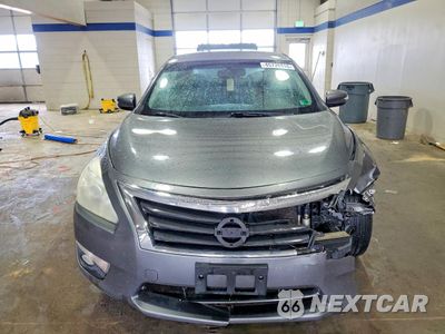 Piąte zdjęcie samochodu w środku: 2014 NISSAN ALTIMA 2.5 SV VIN:1N4AL3AP2EC427006 - miniatura