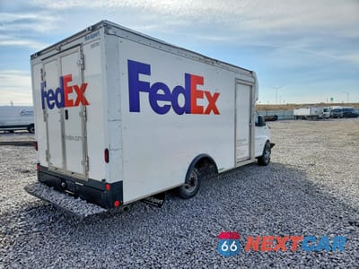 Trzecie zdjęcie samochodu z tyłu: 2023 CHEVROLET 3500 BOXVN VIN:1HA3GSC70PN012316 - miniatura