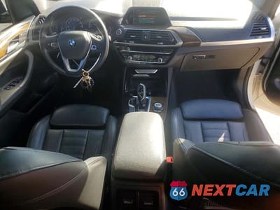 Zdjęcie 8 z 13 samochodu: 2019 BMW X3 SDRIVE30I VIN:5UXTR7C59KLF36810 - miniatura