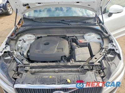Zdjęcie 12 z 13 samochodu: 2021 VOLVO XC60 T5 MOMENTUM VIN:YV4102RK5M1851194 - miniatura