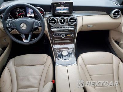 Zdjęcie 8 z 13 samochodu: 2018 MERCEDES-BENZ C 300 4MATIC VIN:55SWF4KB3JU279251 - miniatura