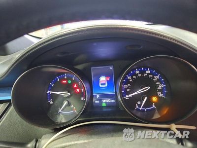 Zdjęcie 9 z 12 samochodu: 2019 TOYOTA C-HR XLE VIN:NMTKHMBX9KR085650 - miniatura