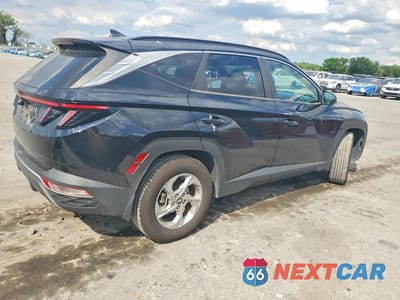 Trzecie zdjęcie samochodu z tyłu: 2022 HYUNDAI TUCSON SEL VIN:5NMJB3AE4NH073454 - miniatura
