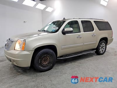 2013 GMC YUKON XL DENALI 1GKS2MEF2DR128298 - główne zdjęcie licytacji z USA - miniatura