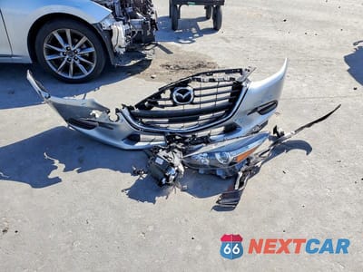 Zdjęcie 12 z 13 samochodu: 2018 MAZDA 3 TOURING VIN:3MZBN1V35JM231989 - miniatura