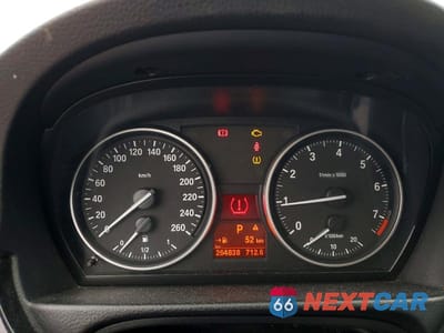 Zdjęcie 9 z 11 samochodu: 2011 BMW 328 XI VIN:WBAPK7C54BF082935 - miniatura