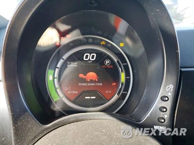 Zdjęcie 9 z 11 samochodu: 2016 FIAT 500 ELECTRIC VIN:3C3CFFGE1GT218000 - miniatura
