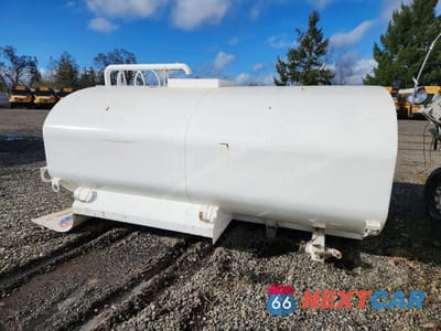 Zdjęcie 10 z 13 samochodu: 2010 FORD F750 SUPER DUTY TANK TRUCK VIN:3FRNF7FCXAV274851 - miniatura