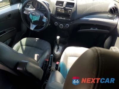 Zdjęcie 8 z 11 samochodu: 2015 CHEVROLET SPARK 1LT VIN:KL8CD6S96FC749224 - miniatura