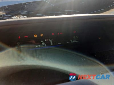 Zdjęcie 9 z 13 samochodu: 2015 TOYOTA PRIUS V TWO VIN:JTDZN3EU8FJ031764 - miniatura