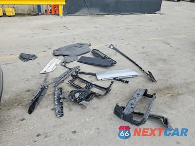 Zdjęcie 12 z 14 samochodu: 2023 BMW I4 EDRIVE 35 VIN:WBY43AW07PFP98069 - miniatura