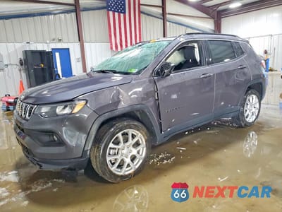 2024 JEEP COMPASS LATITUDE LUX 3C4NJDFN0RT159663 - główne zdjęcie licytacji z USA - miniatura