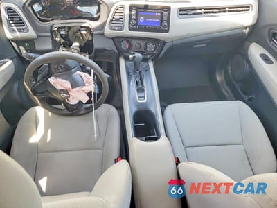 Zdjęcie 8 z 14 samochodu: 2022 HONDA HR-V LX VIN:3CZRU6H33NM765358 - miniatura