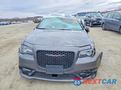 Piąte zdjęcie samochodu w środku: 2023 CHRYSLER 300 S VIN:2C3CCABT7PH706331 - miniatura