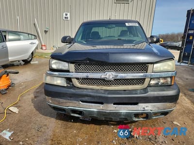 Piąte zdjęcie samochodu w środku: 2005 CHEVROLET SILVERADO K2500 HEAVY DUTY VIN:1GCHK23205F898545 - miniatura