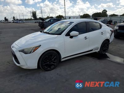 2018 TOYOTA YARIS IA BASE 3MYDLBYV2JY301849 - główne zdjęcie licytacji z USA - miniatura