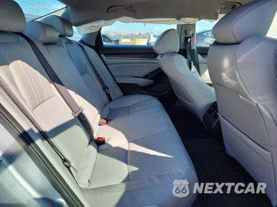 Zdjęcie 10 z 11 samochodu: 2018 HONDA ACCORD TOURING VIN:1HGCV2F99JA050957 - miniatura