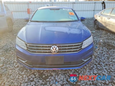 Piąte zdjęcie samochodu w środku: 2017 VOLKSWAGEN PASSAT SE VIN:1VWBT7A34HC037884 - miniatura