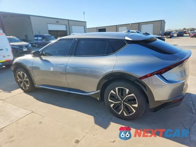 Drugie zdjęcie samochodu z przodu: 2024 KIA EV6 WIND VIN:KNDC34LA6R5193738 - miniatura