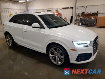 Czwarte zdjęcie samochodu z boku: 2017 AUDI Q3 PRESTIGE VIN:WA1GCCFS1HR004124 - miniatura