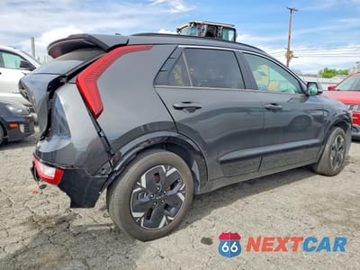 Trzecie zdjęcie samochodu z tyłu: 2024 KIA NIRO EV WIND VIN:KNDCR3L11R5097749 - miniatura