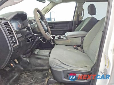 Zdjęcie 7 z 11 samochodu: 2018 RAM 2500 ST VIN:3C6UR4HLXJG325580 - miniatura