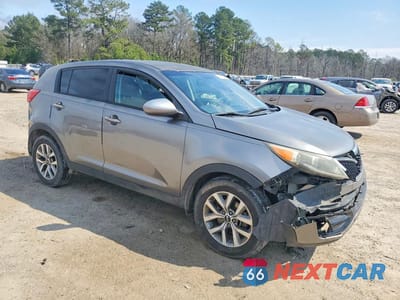 Czwarte zdjęcie samochodu z boku: 2016 KIA SPORTAGE VIN:KNDPB3ACXG7809218 - miniatura
