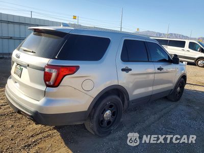 Trzecie zdjęcie samochodu z tyłu: 2016 FORD EXPLORER POLICE INTERCEPTOR VIN:1FM5K8AR9GGB54442 - miniatura