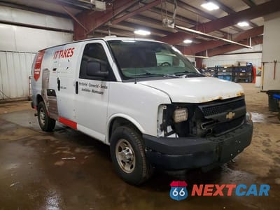 Czwarte zdjęcie samochodu z boku: 2014 CHEVROLET EXPRESS G2500 VIN:1GCWGFCA1E1139360 - miniatura