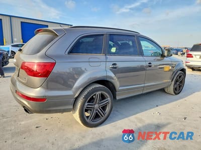 Trzecie zdjęcie samochodu z tyłu: 2014 AUDI Q7 PRESTIGE VIN:WA1DGAFE4ED002348 - miniatura