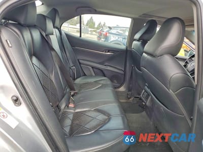 Zdjęcie 10 z 11 samochodu: 2018 TOYOTA CAMRY HYBRID XLE VIN:4T1B21HK6JU505013 - miniatura