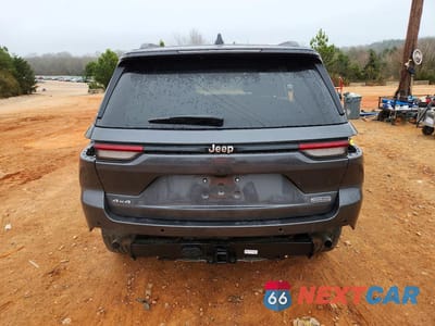 Zdjęcie 6 z 13 samochodu: 2023 JEEP GRAND CHEROKEE OVERLAND VIN:1C4RJHDG6PC593401 - miniatura