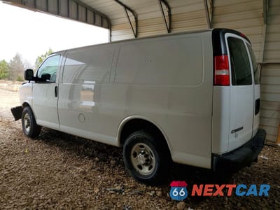Drugie zdjęcie samochodu z przodu: 2017 CHEVROLET EXPRESS G2500 VIN:1GCWGAFF5H1346431 - miniatura