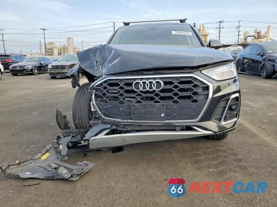 Piąte zdjęcie samochodu w środku: 2023 AUDI Q5 PREMIUM 45 VIN:WA1GAAFY6P2151397 - miniatura